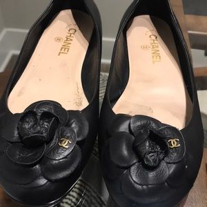 CHANEL LEATHER LOAFERS